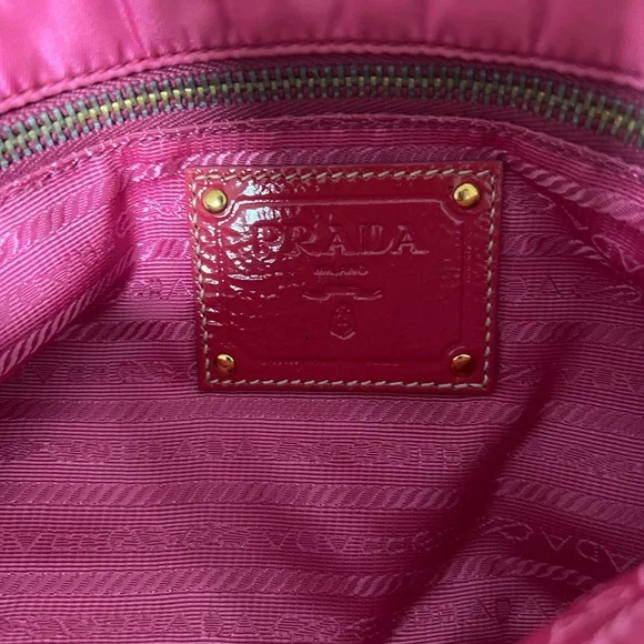 Brand New Authentic Prada Clutch Purse In Bright Pink-Medium Size-Gold Strap - Picture 3 of 5